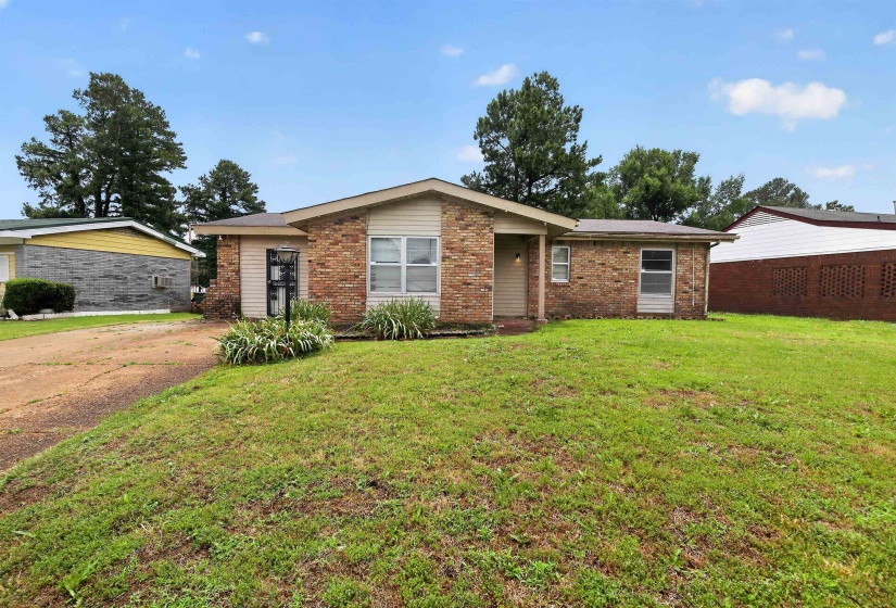 645 PARKROSE RD, Memphis, Tennessee 38109, 3 Bedroom Bedrooms, 6 Room Rooms,2 BathroomBathrooms,Residential,For Sale,PARKROSE,0,10222690