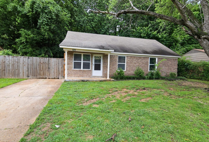 670 WHITEROCK AVE, Memphis, Tennessee 38109, 4 Bedroom Bedrooms, 4 Room Rooms,1.1 BathroomBathrooms,Residential,For Sale,WHITEROCK,0,10222693