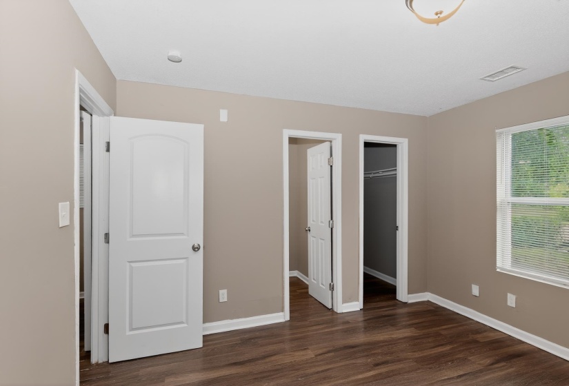 670 WHITEROCK AVE, Memphis, Tennessee 38109, 4 Bedroom Bedrooms, 4 Room Rooms,1.1 BathroomBathrooms,Residential,For Sale,WHITEROCK,0,10222693