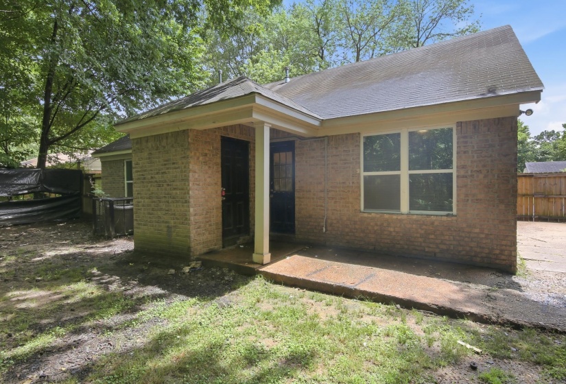 670 WHITEROCK AVE, Memphis, Tennessee 38109, 4 Bedroom Bedrooms, 4 Room Rooms,1.1 BathroomBathrooms,Residential,For Sale,WHITEROCK,0,10222693