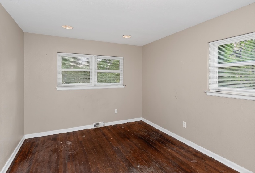 1403 OLD HICKORY RD, Memphis, Tennessee 38116, 3 Bedroom Bedrooms, 7 Room Rooms,2.1 BathroomBathrooms,Residential,For Sale,OLD HICKORY,0,10222699