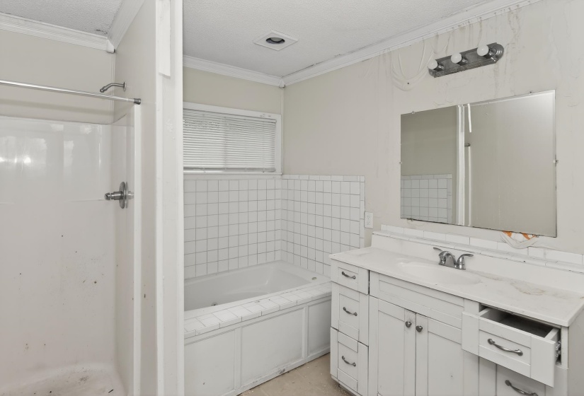 1403 OLD HICKORY RD, Memphis, Tennessee 38116, 3 Bedroom Bedrooms, 7 Room Rooms,2.1 BathroomBathrooms,Residential,For Sale,OLD HICKORY,0,10222699