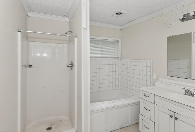 1403 OLD HICKORY RD, Memphis, Tennessee 38116, 3 Bedroom Bedrooms, 7 Room Rooms,2.1 BathroomBathrooms,Residential,For Sale,OLD HICKORY,0,10222699
