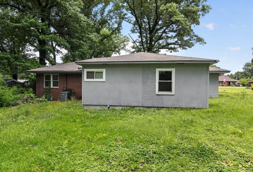 1403 OLD HICKORY RD, Memphis, Tennessee 38116, 3 Bedroom Bedrooms, 7 Room Rooms,2.1 BathroomBathrooms,Residential,For Sale,OLD HICKORY,0,10222699