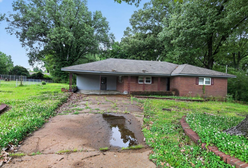 1403 OLD HICKORY RD, Memphis, Tennessee 38116, 3 Bedroom Bedrooms, 7 Room Rooms,2.1 BathroomBathrooms,Residential,For Sale,OLD HICKORY,0,10222699