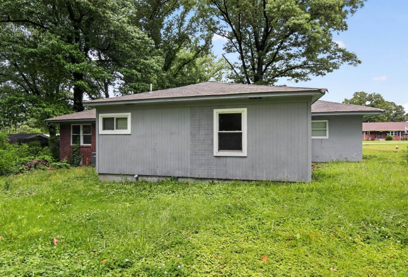 1403 OLD HICKORY RD, Memphis, Tennessee 38116, 3 Bedroom Bedrooms, 7 Room Rooms,2.1 BathroomBathrooms,Residential,For Sale,OLD HICKORY,0,10222699