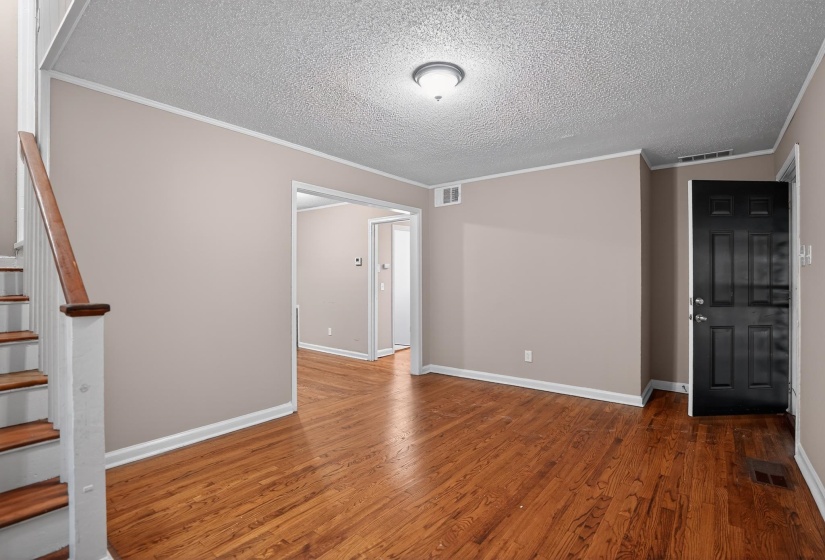 1136 GOODMAN ST, Memphis, Tennessee 38111, 3 Bedrooms Bedrooms, 10 Rooms Rooms,2 BathroomsBathrooms,Residential,For Sale,GOODMAN,10222702
