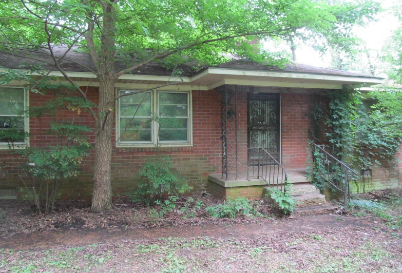 1655 PAULLUS AVE, Memphis, Tennessee 38127, 3 Bedrooms Bedrooms, 6 Rooms Rooms,1.1 BathroomsBathrooms,Residential,For Sale,PAULLUS,10222703