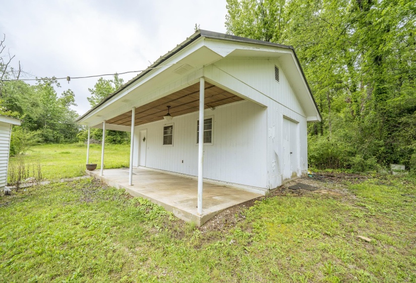 2975 HWY 22 S HWY, Michie, Tennessee 38357, 3 Bedroom Bedrooms, 6 Room Rooms,2 BathroomBathrooms,Residential,For Sale,HWY 22 S,0,10222717
