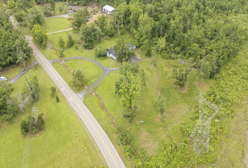 2975 HWY 22 S HWY, Michie, Tennessee 38357, 3 Bedroom Bedrooms, 6 Room Rooms,2 BathroomBathrooms,Residential,For Sale,HWY 22 S,0,10222717