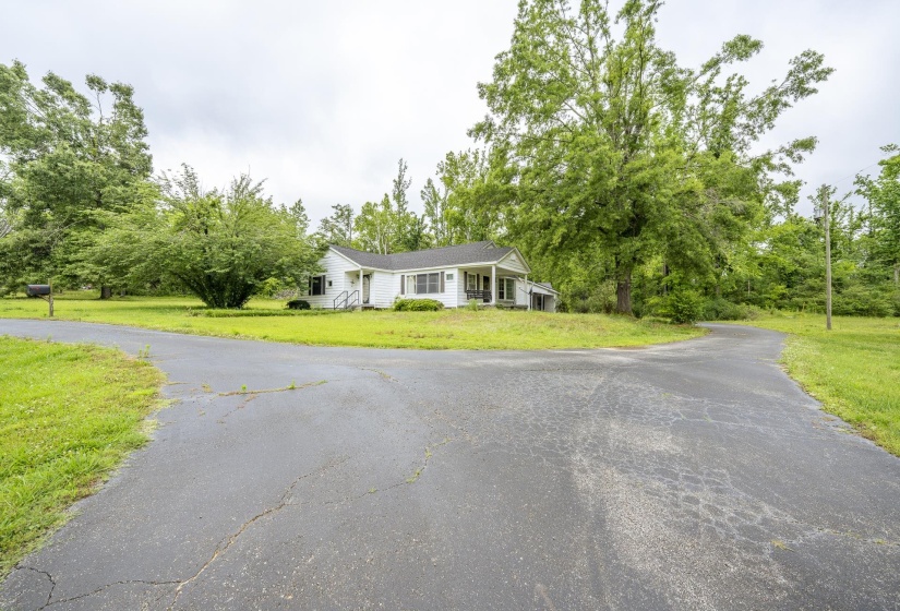 2975 HWY 22 S HWY, Michie, Tennessee 38357, 3 Bedroom Bedrooms, 6 Room Rooms,2 BathroomBathrooms,Residential,For Sale,HWY 22 S,0,10222717