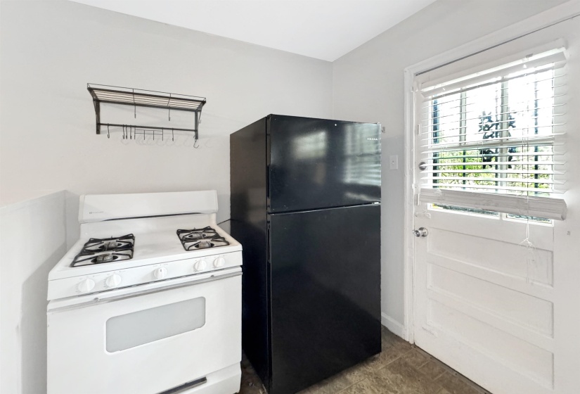 378 WILLETT ST, Memphis, Tennessee 38112, 1 Bedroom Bedrooms, ,1 BathroomBathrooms,Duplexes,For Sale,WILLETT,10222762