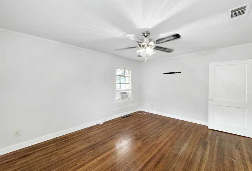 378 WILLETT ST, Memphis, Tennessee 38112, 1 Bedroom Bedrooms, ,1 BathroomBathrooms,Duplexes,For Sale,WILLETT,10222762