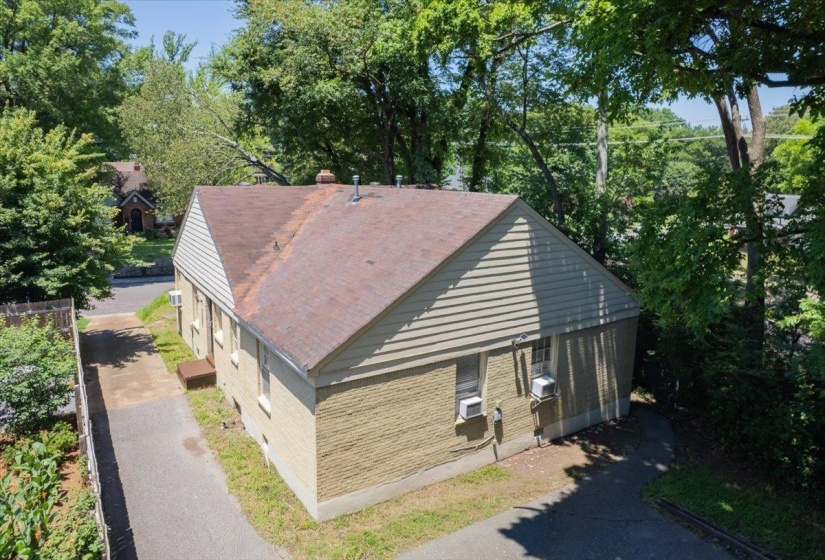 378 WILLETT ST, Memphis, Tennessee 38112, 1 Bedroom Bedrooms, ,1 BathroomBathrooms,Duplexes,For Sale,WILLETT,10222762
