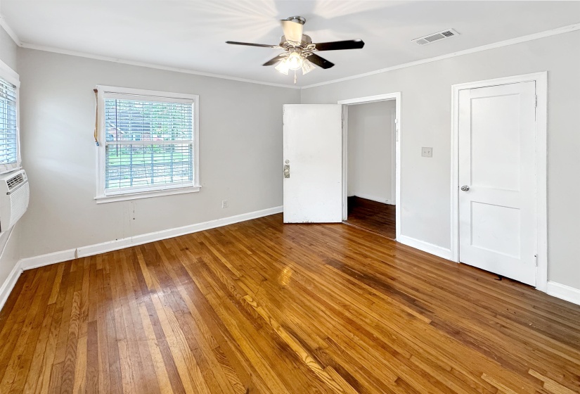 378 WILLETT ST, Memphis, Tennessee 38112, 1 Bedroom Bedrooms, ,1 BathroomBathrooms,Duplexes,For Sale,WILLETT,10222762