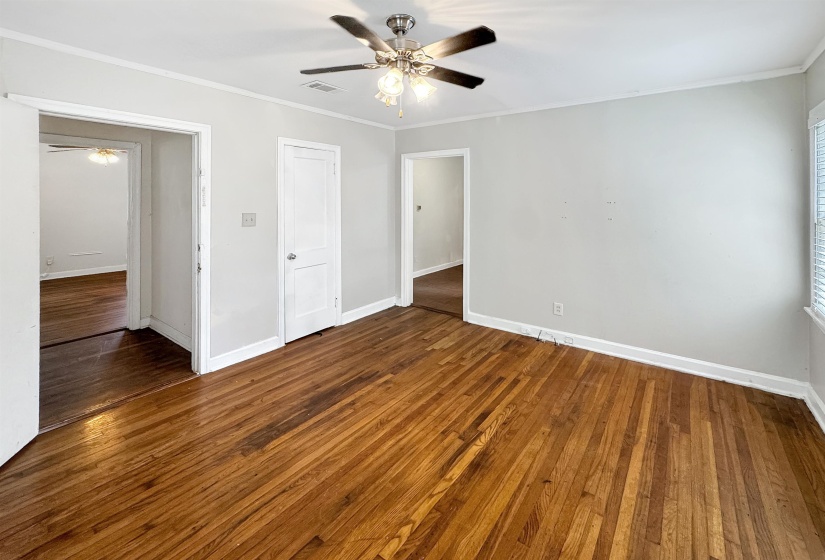 378 WILLETT ST, Memphis, Tennessee 38112, 1 Bedroom Bedrooms, ,1 BathroomBathrooms,Duplexes,For Sale,WILLETT,10222762