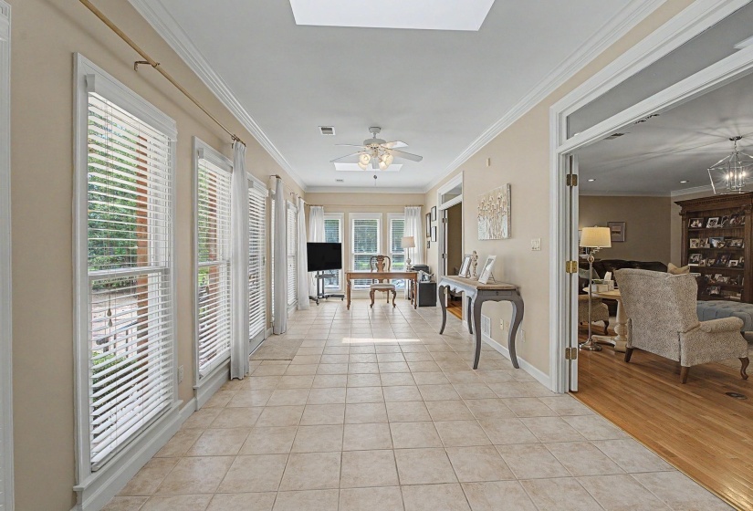 Overlooks very private acreage