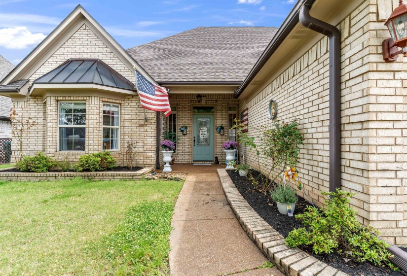 310 WHISPERING MEADOWS DR, Oakland, Tennessee 38060, 5 Bedroom Bedrooms, 9 Room Rooms,3 BathroomBathrooms,Residential,For Sale,WHISPERING MEADOWS,0,10222725