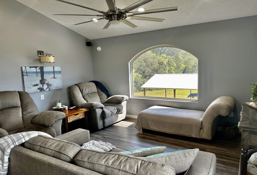 3060 CATFISH LN, Crump, Tennessee 38327, 1 Bedroom Bedrooms, 4 Room Rooms,1 BathroomBathrooms,Residential,For Sale,CATFISH,0,10222727
