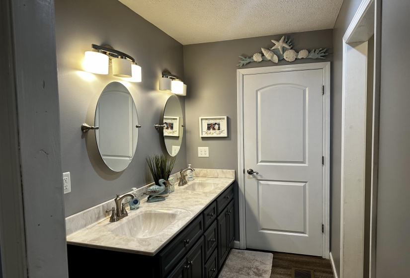 3060 CATFISH LN, Crump, Tennessee 38327, 1 Bedroom Bedrooms, 4 Room Rooms,1 BathroomBathrooms,Residential,For Sale,CATFISH,0,10222727