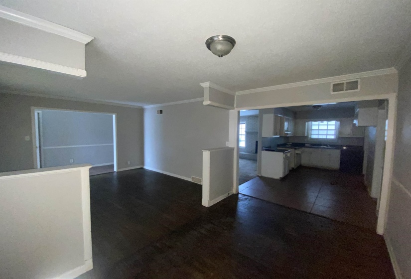 3560 BELLWOOD DR, Memphis, Tennessee 38128, 3 Bedroom Bedrooms, 10 Room Rooms,2 BathroomBathrooms,Residential,For Sale,BELLWOOD,0,10222731