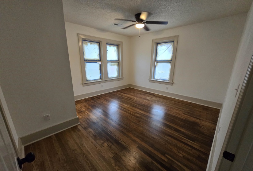 1036 PALERMO AVE, Memphis, Tennessee 38106, 3 Bedrooms Bedrooms, 6 Rooms Rooms,2 BathroomsBathrooms,Residential,For Sale,PALERMO,10222743