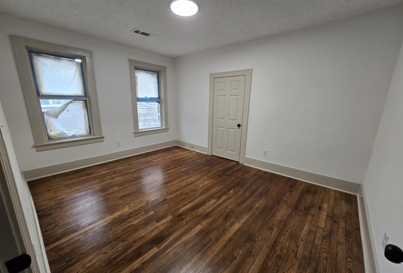 1036 PALERMO AVE, Memphis, Tennessee 38106, 3 Bedrooms Bedrooms, 6 Rooms Rooms,2 BathroomsBathrooms,Residential,For Sale,PALERMO,10222743