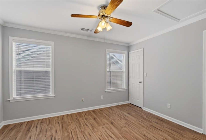 1201 MISTY ISLE DR, Memphis, Tennessee 38103, 3 Bedrooms Bedrooms, 6 Rooms Rooms,2.1 BathroomsBathrooms,Residential,For Sale,MISTY ISLE,10222753
