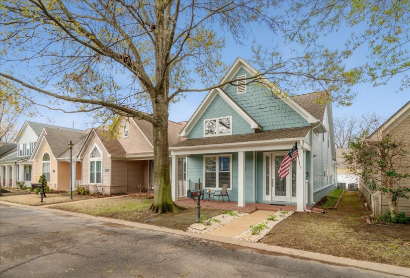 1201 MISTY ISLE DR, Memphis, Tennessee 38103, 3 Bedrooms Bedrooms, 6 Rooms Rooms,2.1 BathroomsBathrooms,Residential,For Sale,MISTY ISLE,10222753