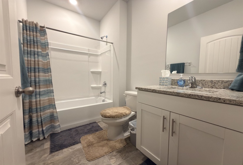 525 AZALEA DR, Somerville, Tennessee 38068, 3 Bedrooms Bedrooms, 8 Rooms Rooms,2 BathroomsBathrooms,Residential,For Sale,AZALEA,10222756