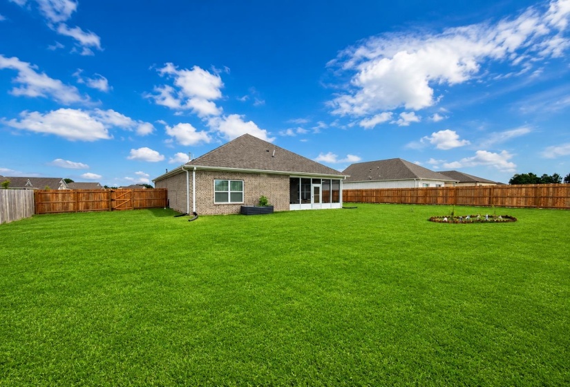 525 AZALEA DR, Somerville, Tennessee 38068, 3 Bedrooms Bedrooms, 8 Rooms Rooms,2 BathroomsBathrooms,Residential,For Sale,AZALEA,10222756