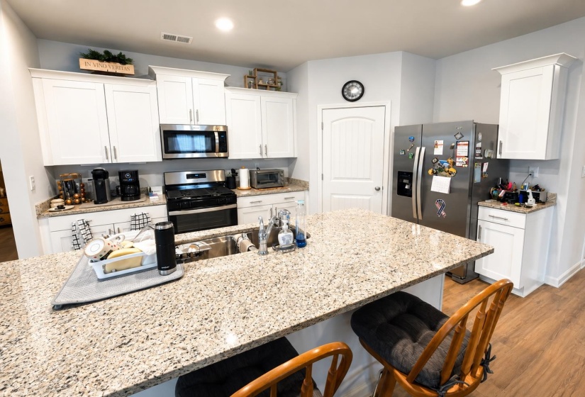 525 AZALEA DR, Somerville, Tennessee 38068, 3 Bedrooms Bedrooms, 8 Rooms Rooms,2 BathroomsBathrooms,Residential,For Sale,AZALEA,10222756