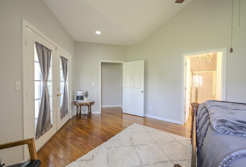 135 BETSY DR, Savannah, Tennessee 38372, 3 Bedrooms Bedrooms, 8 Rooms Rooms,2 BathroomsBathrooms,Residential,For Sale,BETSY,10222757