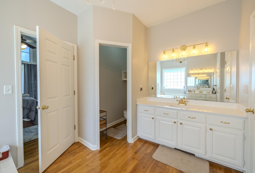 135 BETSY DR, Savannah, Tennessee 38372, 3 Bedrooms Bedrooms, 8 Rooms Rooms,2 BathroomsBathrooms,Residential,For Sale,BETSY,10222757