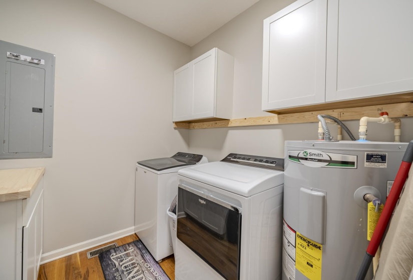 135 BETSY DR, Savannah, Tennessee 38372, 3 Bedrooms Bedrooms, 8 Rooms Rooms,2 BathroomsBathrooms,Residential,For Sale,BETSY,10222757