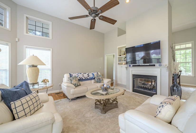 135 BETSY DR, Savannah, Tennessee 38372, 3 Bedrooms Bedrooms, 8 Rooms Rooms,2 BathroomsBathrooms,Residential,For Sale,BETSY,10222757
