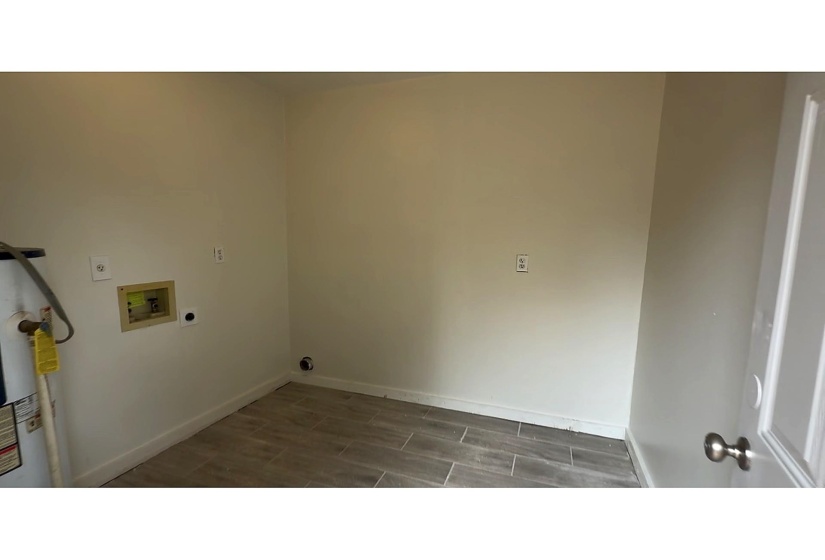 6025 CLOVERLAND CV, Millington, Tennessee 38053, 3 Bedrooms Bedrooms, 6 Rooms Rooms,2 BathroomsBathrooms,Residential,For Sale,CLOVERLAND,10222758