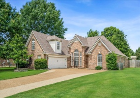 30 BLACKHILL CV, Oakland, Tennessee 38060, 5 Bedrooms Bedrooms, 9 Rooms Rooms,3 BathroomsBathrooms,Residential,For Sale,BLACKHILL,10222764