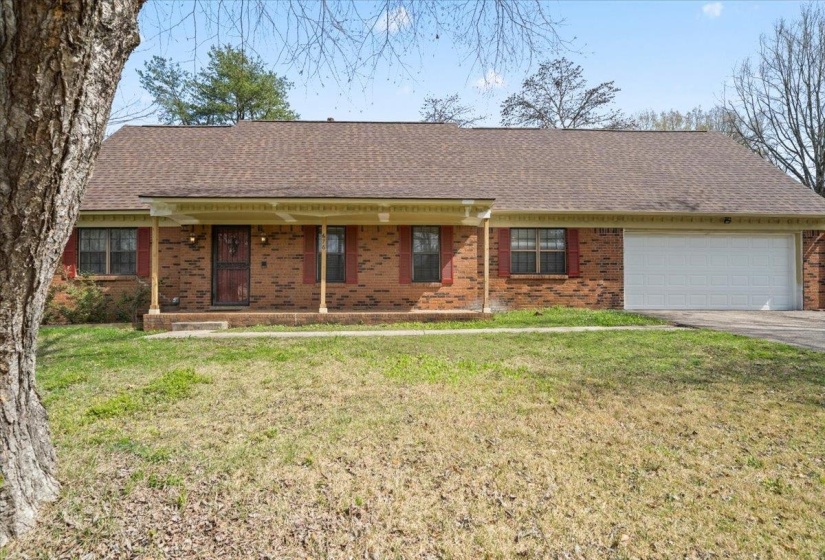 676 HERMITAGE TRAIL DR, Collierville, Tennessee 38017, 4 Bedrooms Bedrooms, 9 Rooms Rooms,2 BathroomsBathrooms,Rental Properties,For Sale,HERMITAGE TRAIL,10222776
