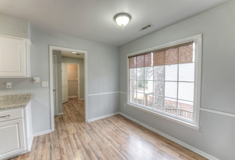 2110 WOODSIDE DR, Germantown, Tennessee 38138, 4 Bedrooms Bedrooms, 8 Rooms Rooms,2.1 BathroomsBathrooms,Residential,For Sale,WOODSIDE,10222767