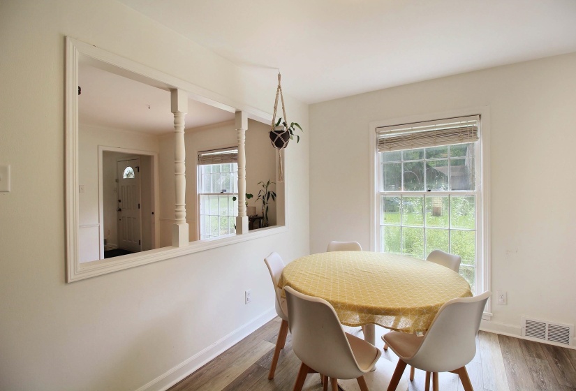 2121 ABERGELDIE DR, Memphis, Tennessee 38119, 4 Bedrooms Bedrooms, 8 Rooms Rooms,3.1 BathroomsBathrooms,Residential,For Sale,ABERGELDIE,10222768