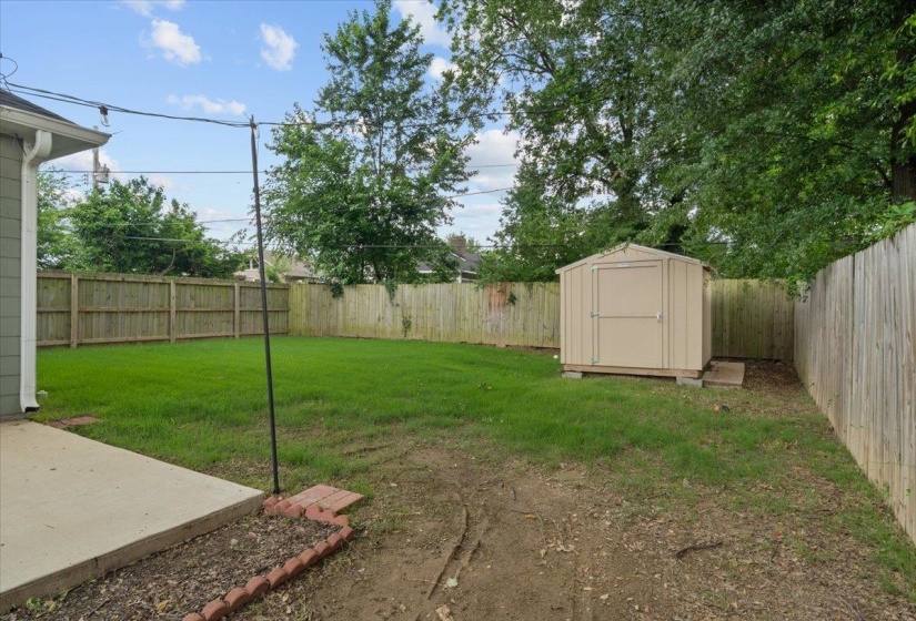 991 FORREST AVE, Memphis, Tennessee 38105, 4 Bedrooms Bedrooms, 7 Rooms Rooms,3 BathroomsBathrooms,Residential,For Sale,FORREST,10222769
