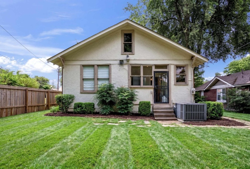 916 MEDA ST, Memphis, Tennessee 38104, 2 Bedrooms Bedrooms, 5 Rooms Rooms,1 BathroomBathrooms,Residential,For Sale,MEDA,10222770