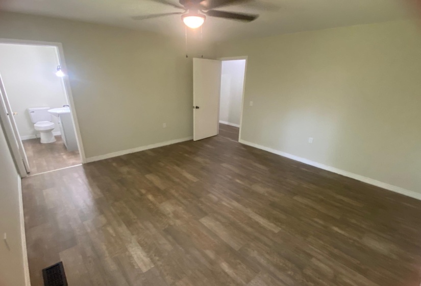 26455 HWY 128 HWY, Clifton, Tennessee 38425, 3 Bedrooms Bedrooms, 9 Rooms Rooms,1.1 BathroomsBathrooms,Residential,For Sale,HWY 128,10222772