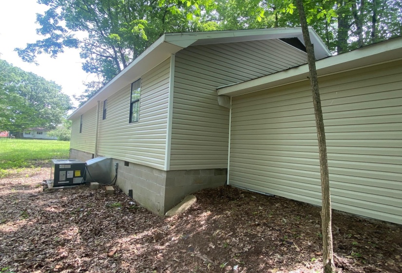 26455 HWY 128 HWY, Clifton, Tennessee 38425, 3 Bedrooms Bedrooms, 9 Rooms Rooms,1.1 BathroomsBathrooms,Residential,For Sale,HWY 128,10222772