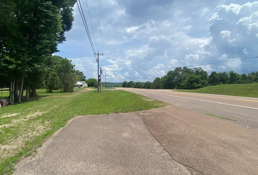26455 HWY 128 HWY, Clifton, Tennessee 38425, 3 Bedrooms Bedrooms, 9 Rooms Rooms,1.1 BathroomsBathrooms,Residential,For Sale,HWY 128,10222772