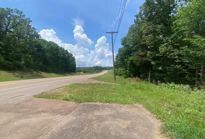 26455 HWY 128 HWY, Clifton, Tennessee 38425, 3 Bedrooms Bedrooms, 9 Rooms Rooms,1.1 BathroomsBathrooms,Residential,For Sale,HWY 128,10222772