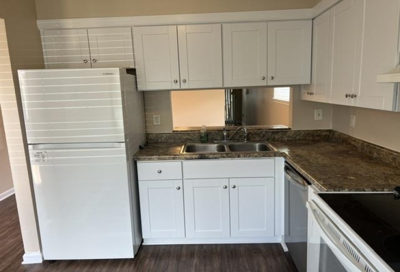 3076 RISING SUN RD, Lakeland, Tennessee 38002, 2 Bedrooms Bedrooms, 5 Rooms Rooms,2.1 BathroomsBathrooms,Residential,For Sale,RISING SUN,10222775