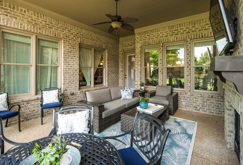 10234 OAK LEVEE DR, Lakeland, Tennessee 38002, 5 Bedrooms Bedrooms, 13 Rooms Rooms,4.1 BathroomsBathrooms,Residential,For Sale,OAK LEVEE,10222784
