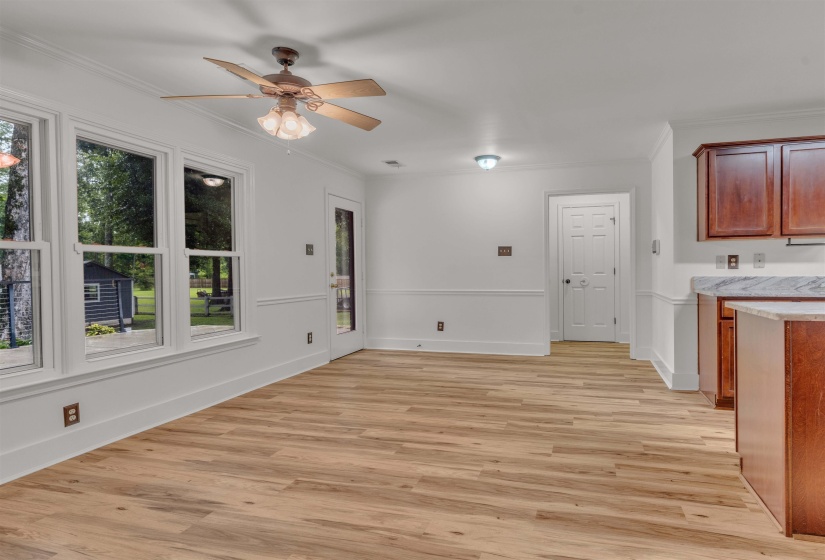 170 FOREST EDGE DR, Eads, Tennessee 38028, 4 Bedrooms Bedrooms, 8 Rooms Rooms,3 BathroomsBathrooms,Residential,For Sale,FOREST EDGE,10222785